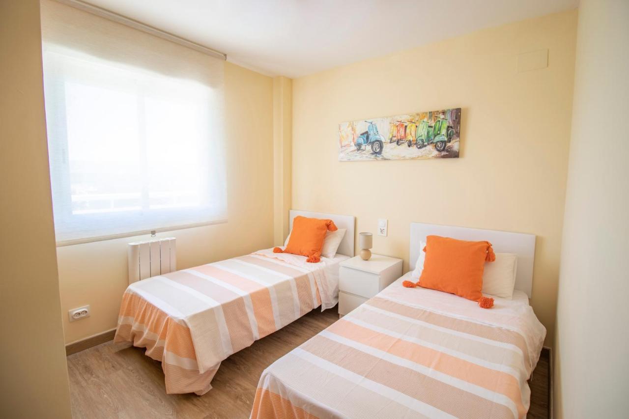 Aqua - Apartamento A 250M Playa La Pineda Εξωτερικό φωτογραφία